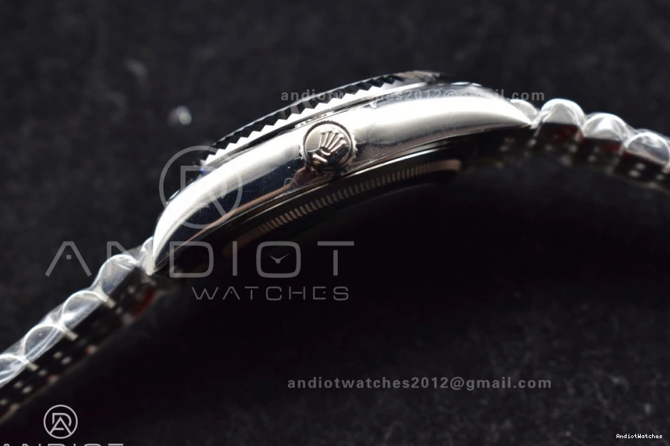 Affordable SS Jubilee 1107 on Noob Skydweller Best Dial SS Bracelet A23J Black Edition 0918